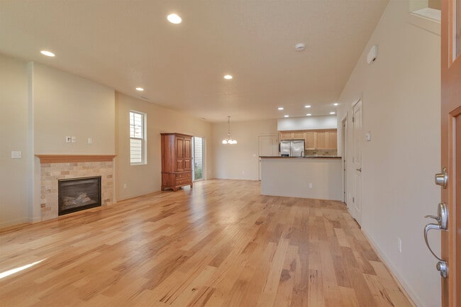 Foto del edificio - 217 NW 117th Loop