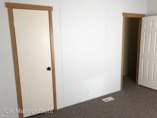 Building Photo - 3 br, 2 bath House - 2743 Olivine St.