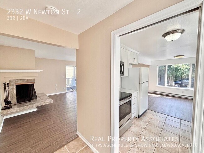 Foto del edificio - 2332 W Newton St
