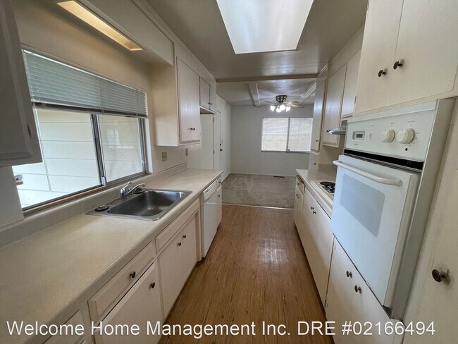 Building Photo - 3 br, 2 bath House - 1830 Sandalwood Drive