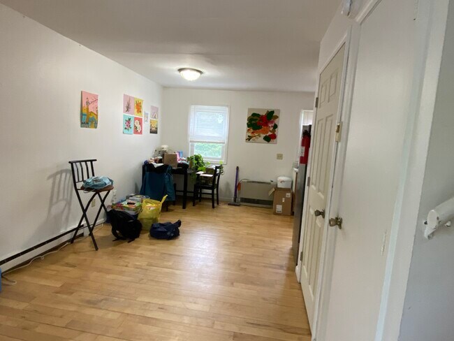 Foto del edificio - 237 Elmwood Ave