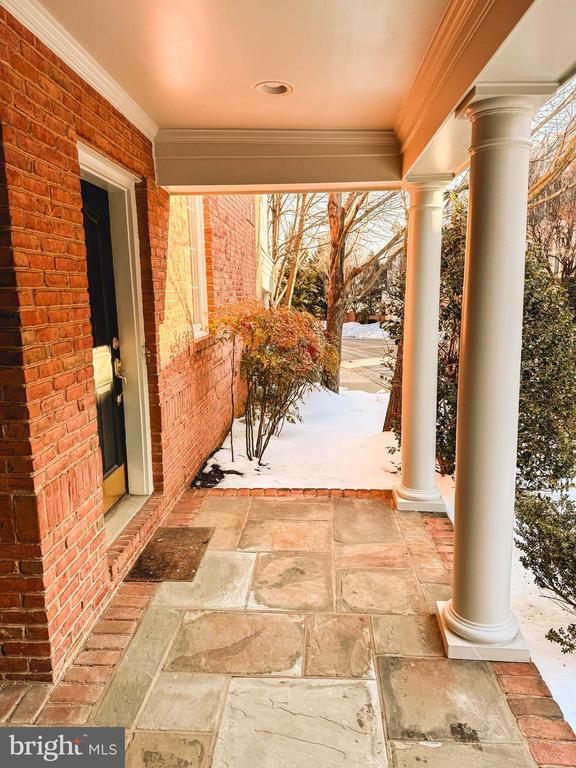 Building Photo - 7761 Legere Ct