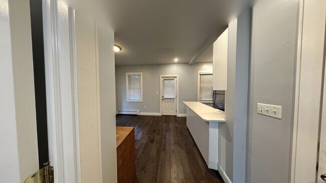 Foto del edificio - 187 Webster Ave