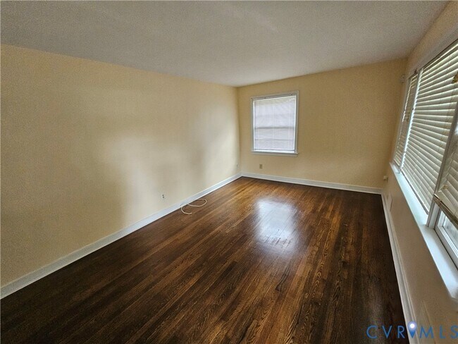 Foto del edificio - 523 Meriwether Ave