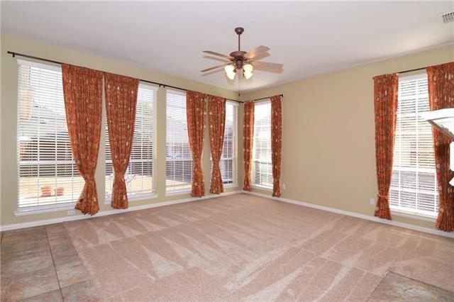 Foto del edificio - 6386 Shadywood Dr