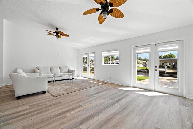 Foto del edificio - 947 Nautilus Is