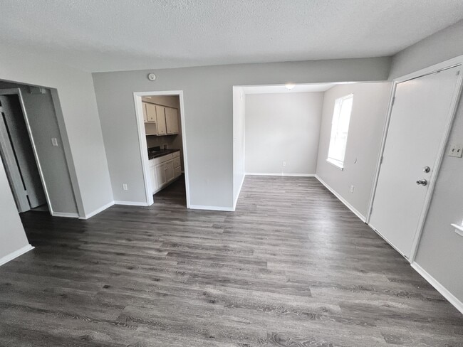 Building Photo - 3793 Helen Ann Dr