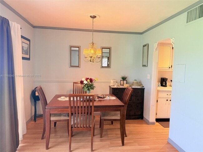 Foto del edificio - 7580 SW 82nd St