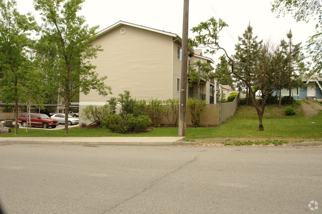 Building Photo - Cherry Ridge Apartments