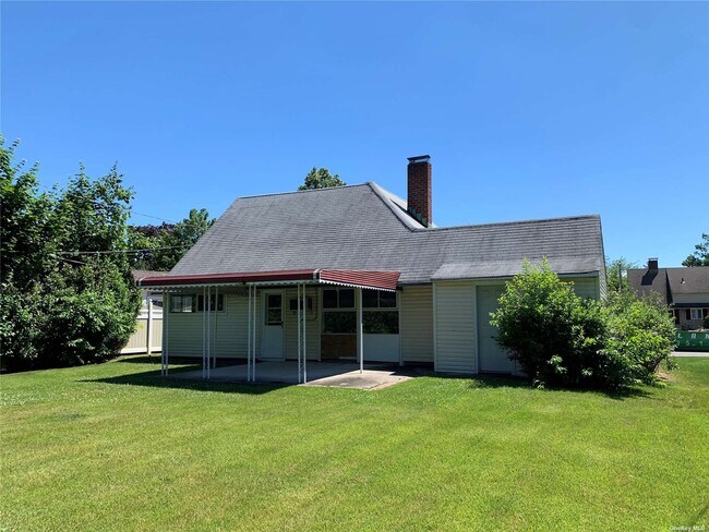 Foto del edificio - 32 Boxwood Ln