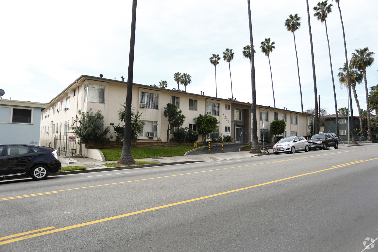 Primary Photo - Sands Apartments