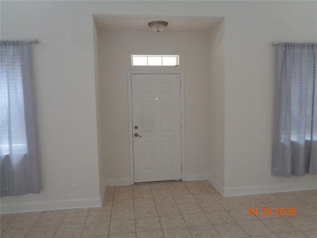 Building Photo - 210 Woodhouse Ln