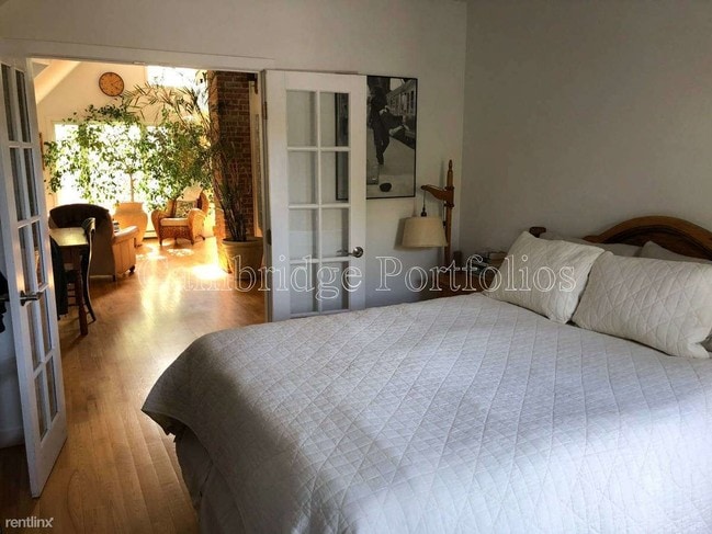 Building Photo - 1 br, 1 bath Apartment - 79 Park Ave