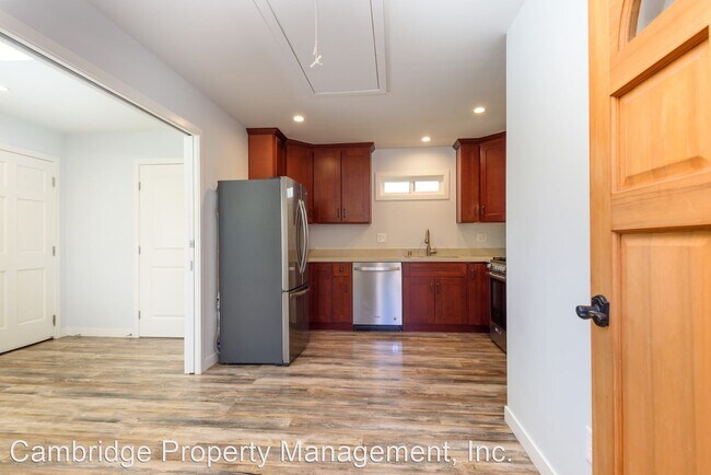 Foto del edificio - 2 br, 2.5 bath House - 750  Paul Ave. Unit...