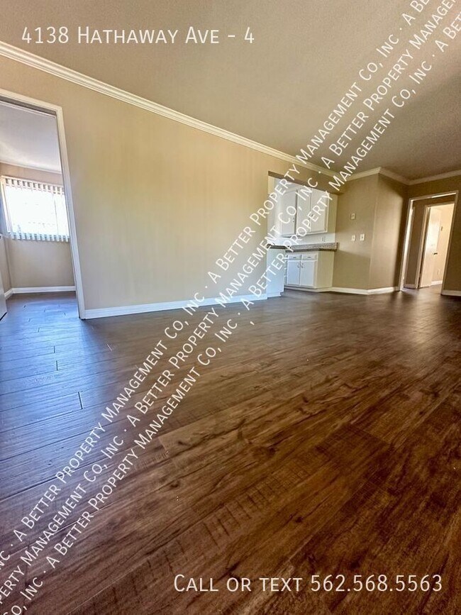 Foto del edificio - 4138 Hathaway Ave