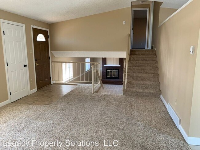 Building Photo - 4 br, 3 bath House - 4304 Hayes Avenue