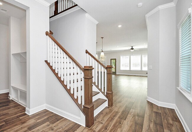 Building Photo - Villa Heights 3-bedroom Beauty!