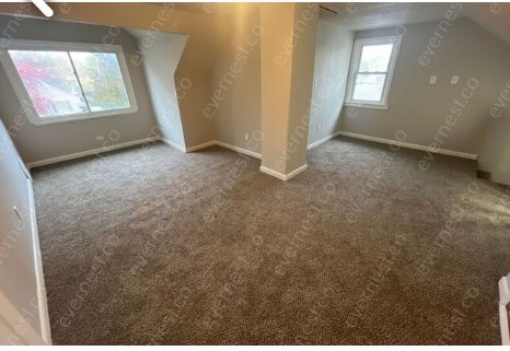 Foto del edificio - 22476 Brittany Ave