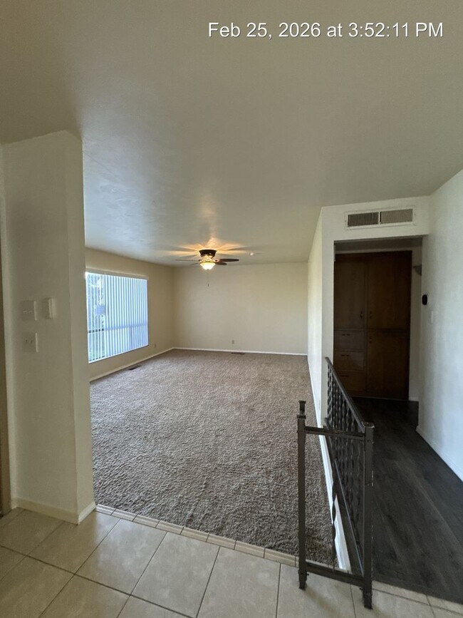 Foto del edificio - Charming Home Available Now !