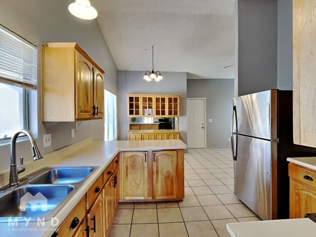 Building Photo - 213 N Jacs Pl