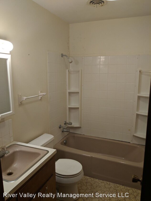 Foto del edificio - 813-813 E M St