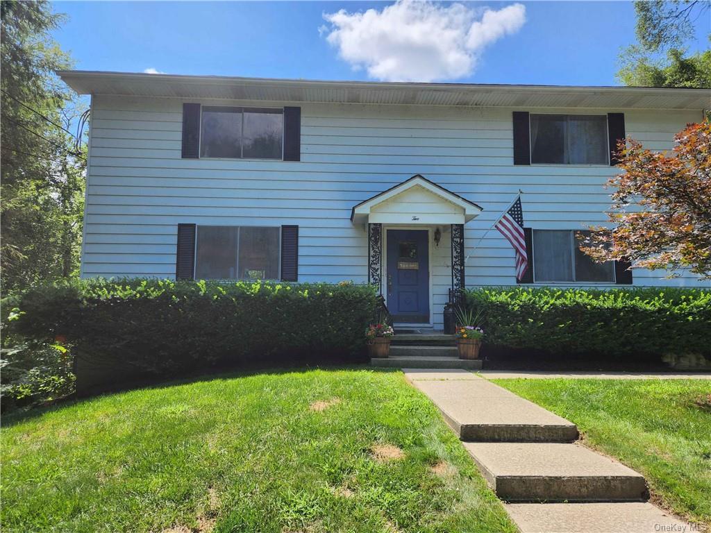 2 Elmhurst Ave, Newburgh, NY 12550 Room for Rent in Newburgh, NY