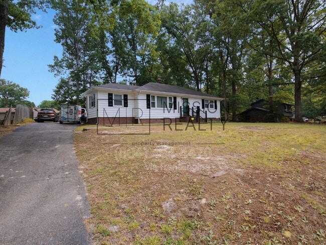 Building Photo - 1107 Ironington Rd