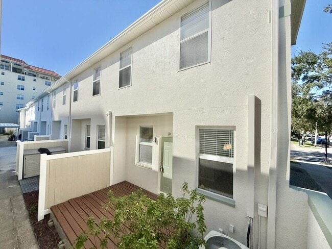 Photo - 724 4th Ave Townhome