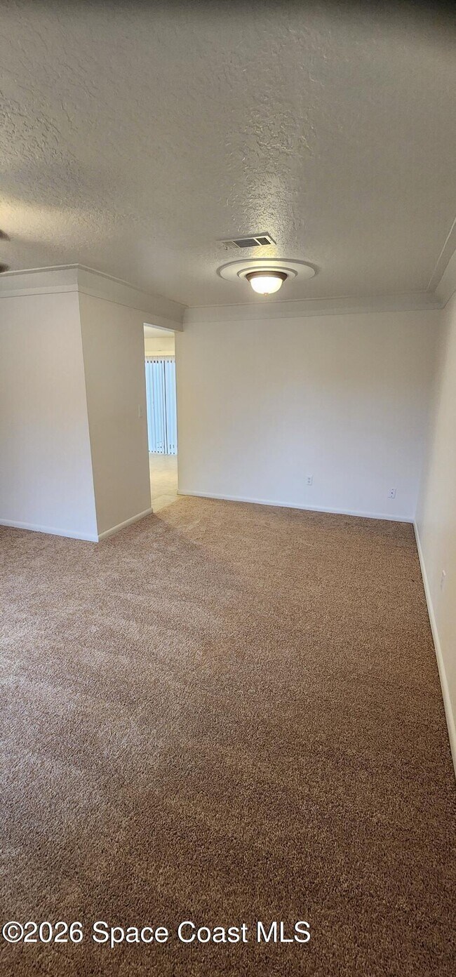 Building Photo - 1795 Bayberry Dr