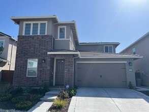 Building Photo - 1583 Levy St