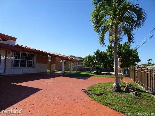 Foto del edificio - 3 br, 3 bath House - 4700 SW 104th Ave 1
