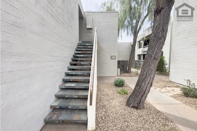 Foto del edificio - 4120 N 78th St