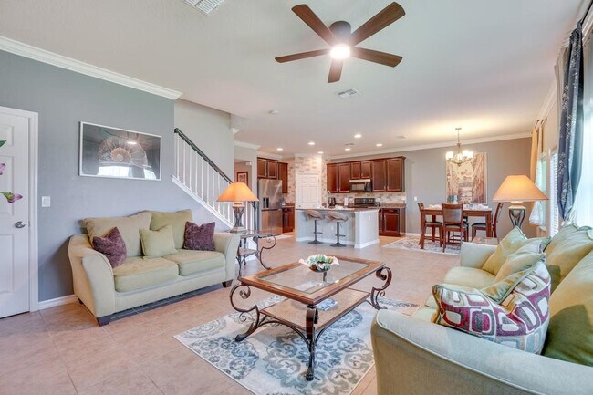 Foto del edificio - 14822 Fells Ln