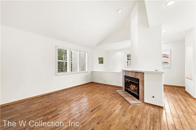 Building Photo - 3 br, 2.5 bath House - 26 Tranto Dr.