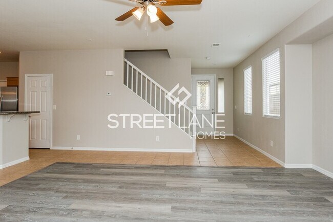 Foto del edificio - REDUCED! - Now offering $150 off first ful...