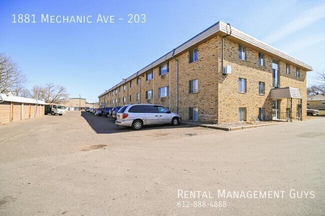 Building Photo - 1881 Mechanic Ave E