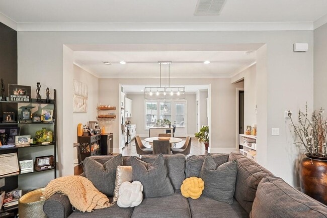 Foto del edificio - 144 1st Ave NW