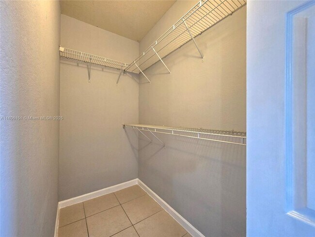 Foto del edificio - 9372 SW 171st Ct