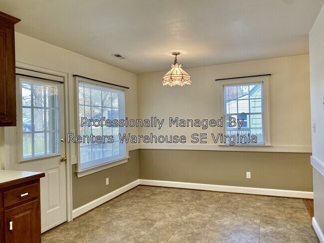 Foto del edificio - 1609 Laurel Ave