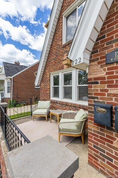 Foto del edificio - 122 W Houstonia Ave
