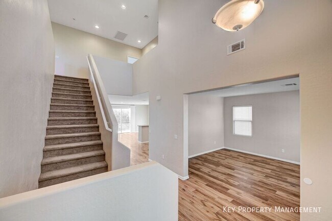 Foto del edificio - 183 Rolling Fields Ct