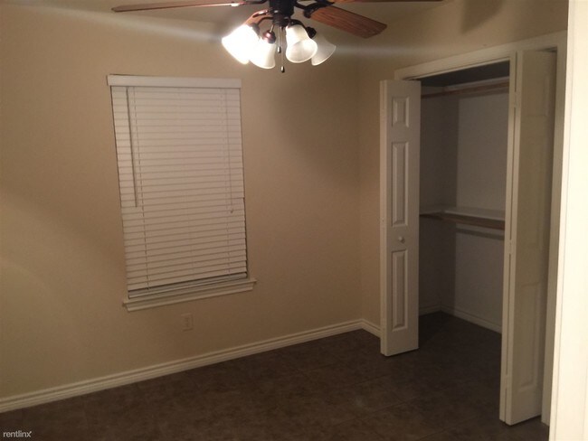 Foto del edificio - 4103 Bill Owens Pkwy