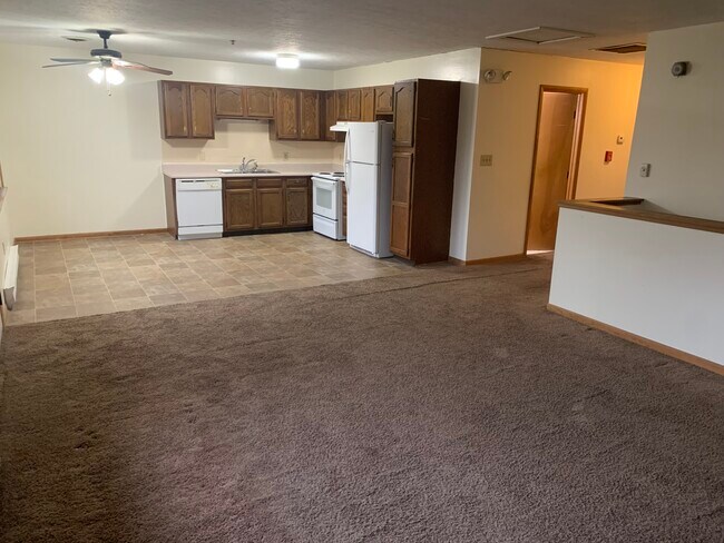 Foto del edificio - 920 Fairwinds Ct