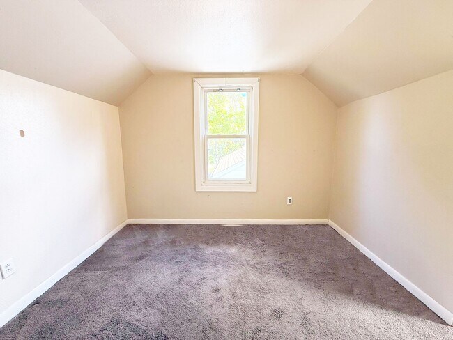 Foto del edificio - 3 BED 2 BATH BEAUTIFUL SINGLE FAMILY HOME ...