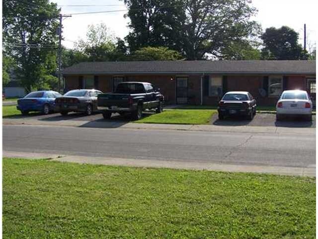 Primary Photo - 104 N Grant St