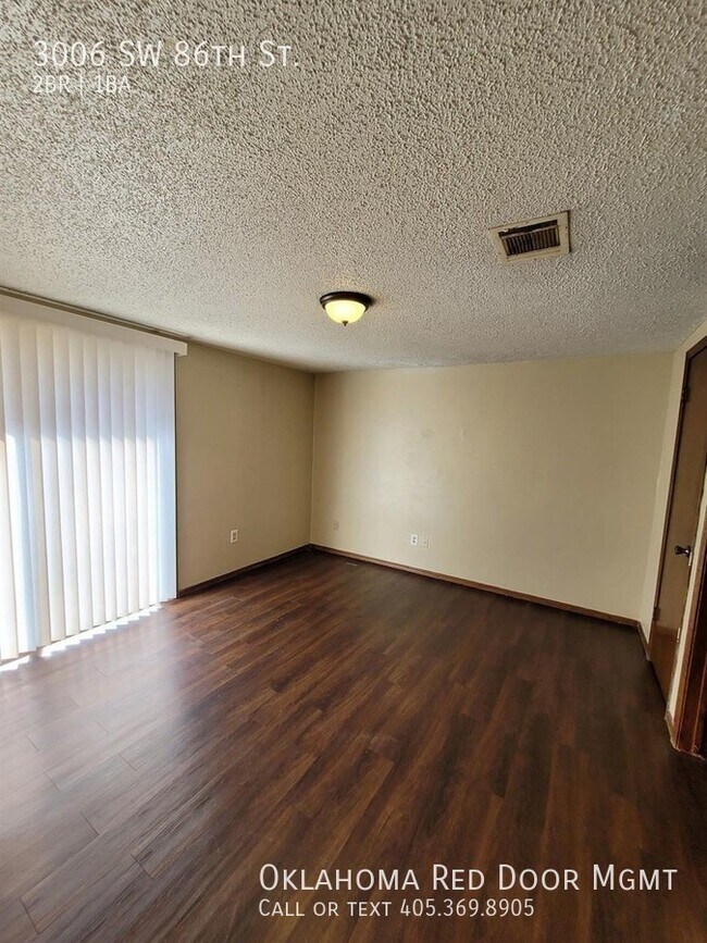 Foto del edificio - 3006 SW 86th St