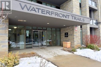 Building Photo - 35 Southshore Cres