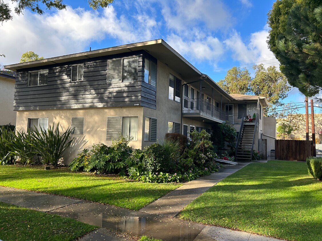 Primary Photo - 2249 San Anseline Ave
