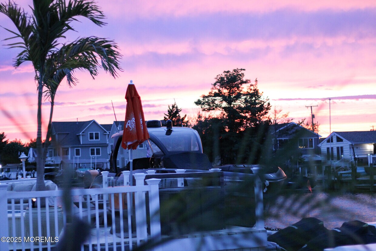 Foto principal - 3428 Maritime Dr