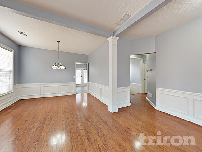 Foto del edificio - 4242 Clearvista Ln NW